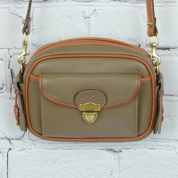 Dooney & Bourke Handbags - DOONEY & BOURKE R44 Kilty w/ Coin Purse & Key Ring